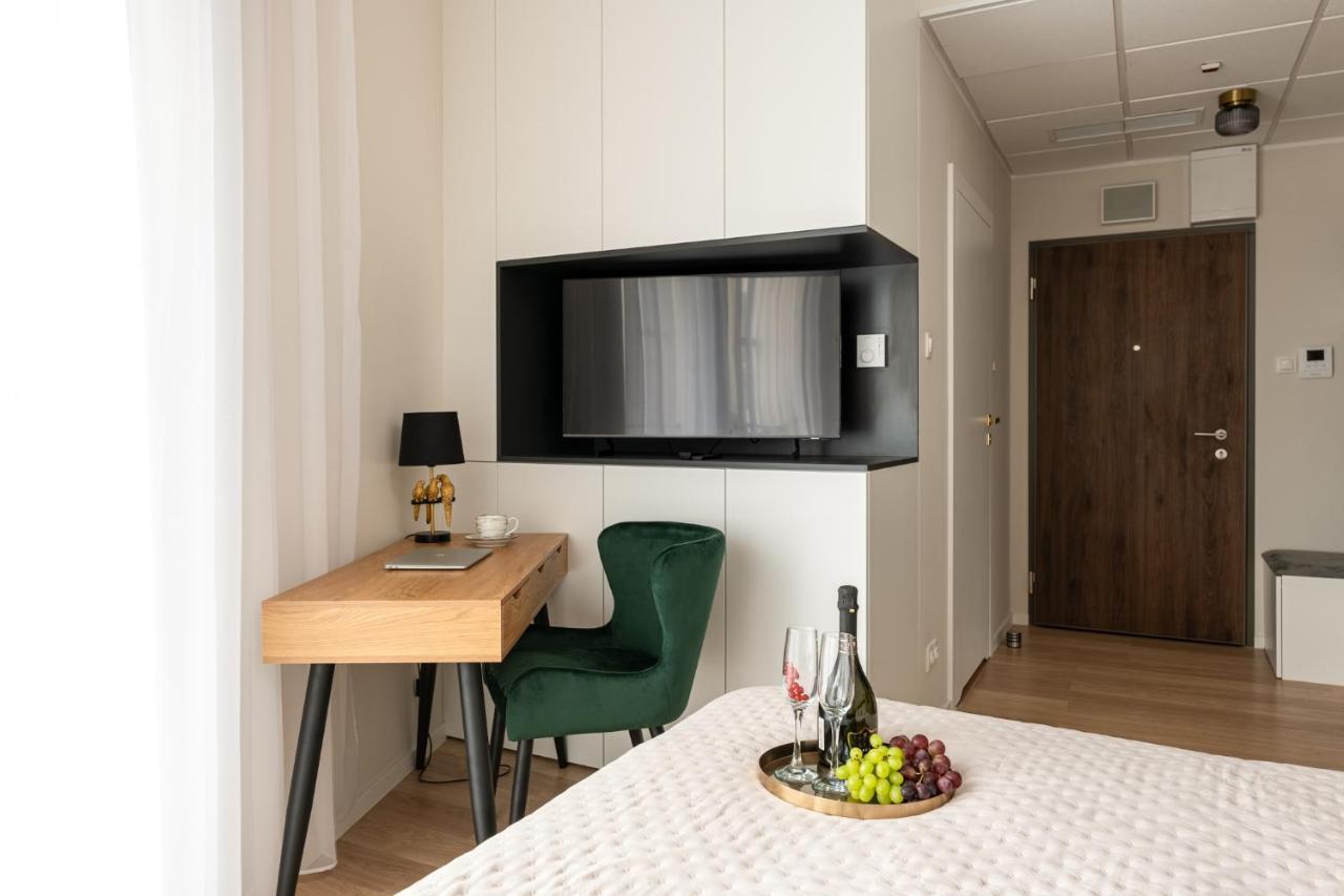 Luxury Design Apartments - Warsaw Tower Bliska Wola Екстер'єр фото
